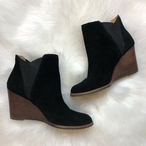 lucky brand youse wedge chelsea boot